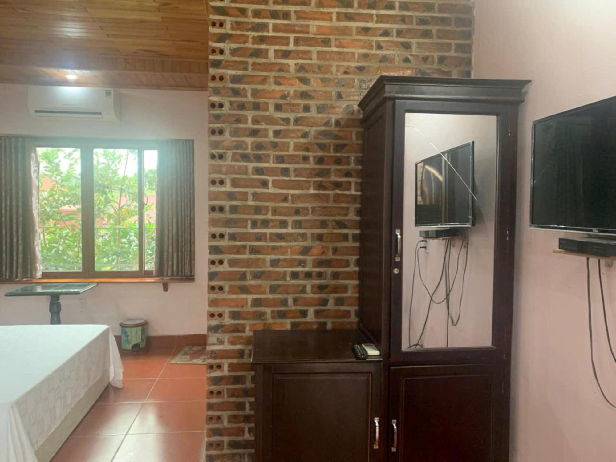 Ho Nui Dinh Hotel Ninh Binh Zewnętrze zdjęcie